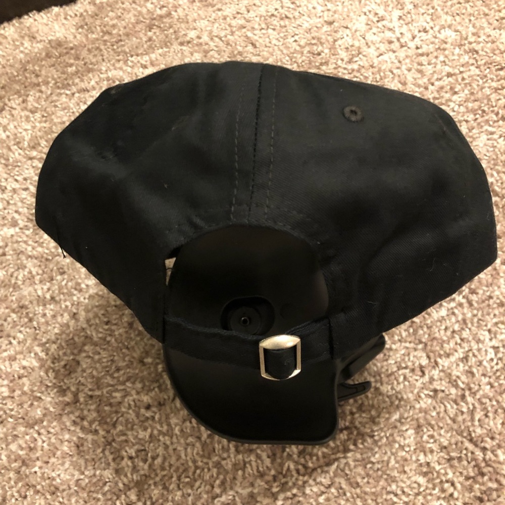 Black Loony Toons cap. Adjustable strap fit. - Picture 2 of 3